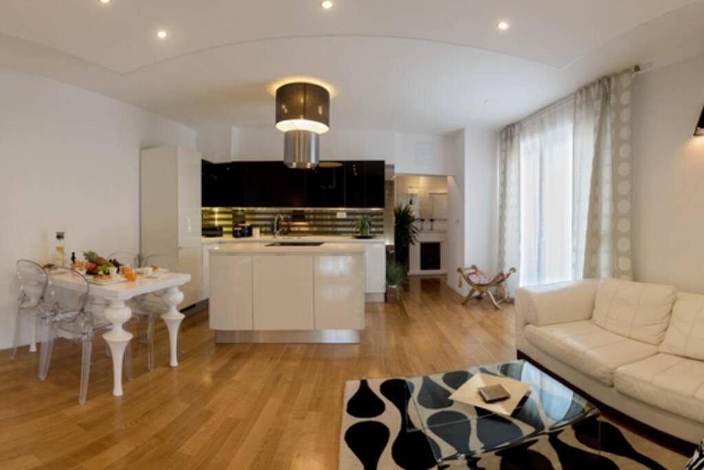 Ensidia Luxury Suite Split Bagian luar foto