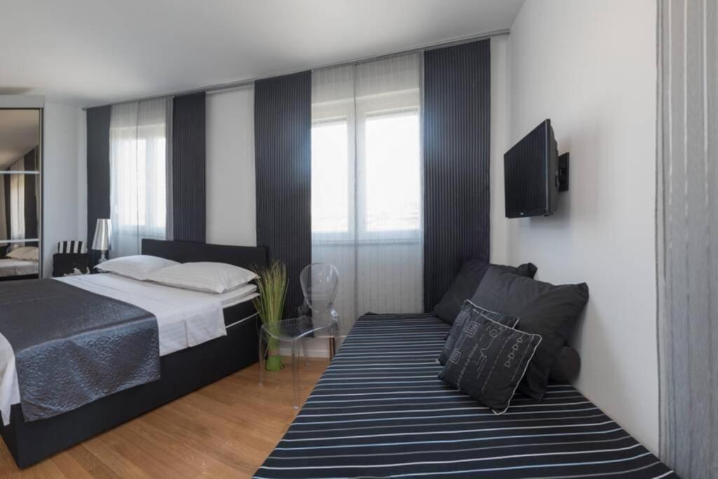 Ensidia Luxury Suite Split Bagian luar foto